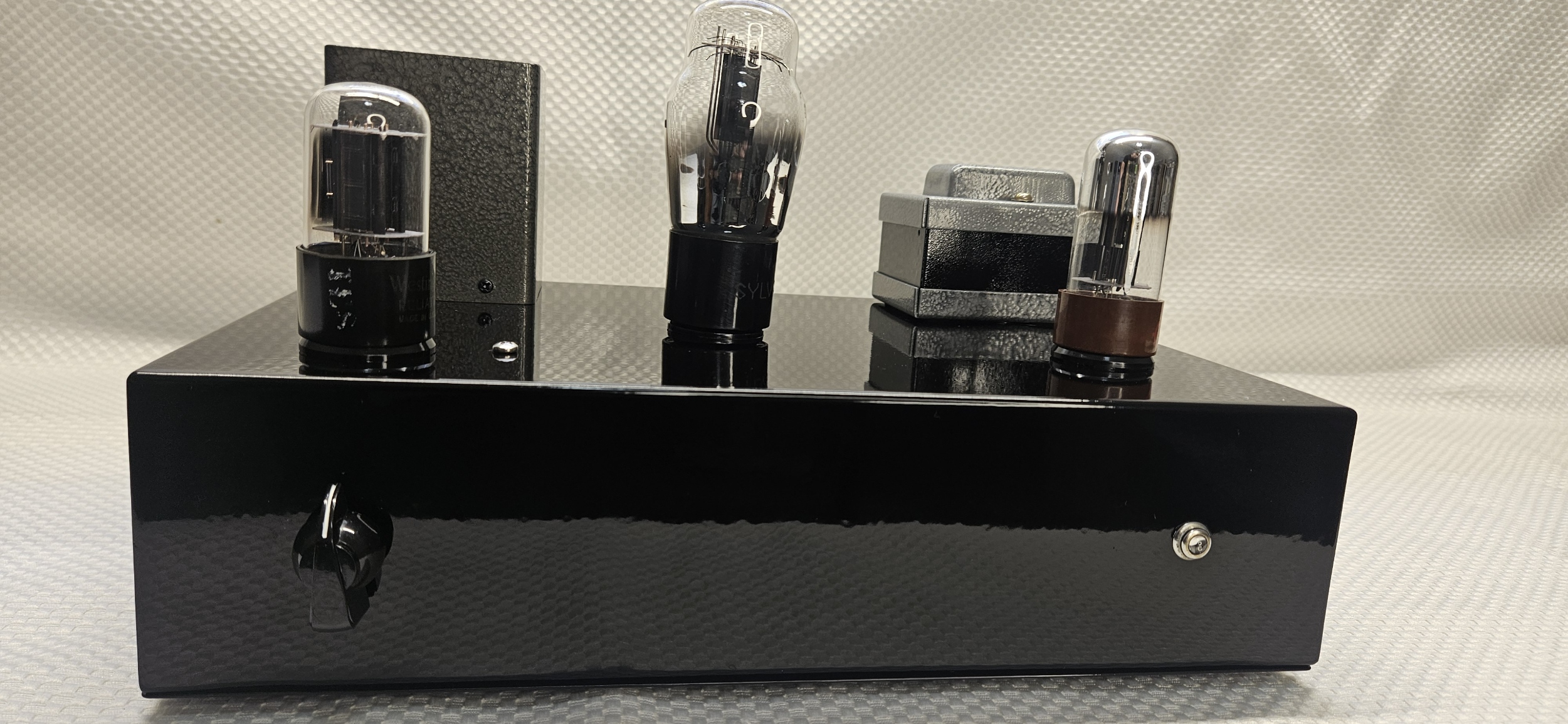 Alan Eaton Amplifiers